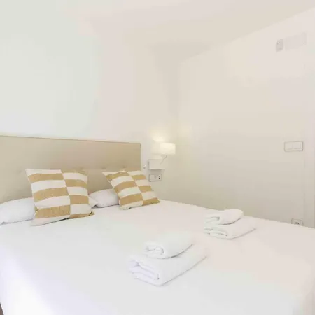 The - Preference Brunet Apartment *