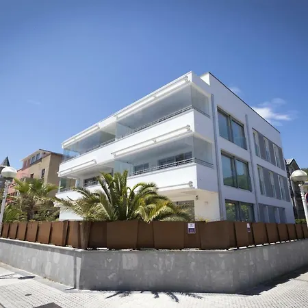 The - Preference Brunet Apartment *