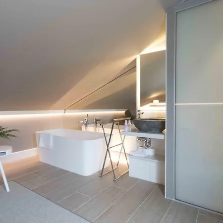 The - Preference Brunet Apartment *