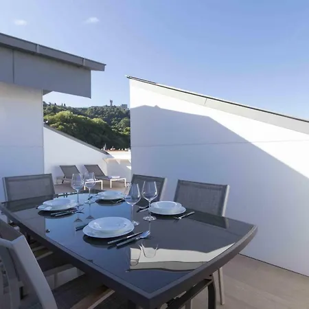 The - Preference Brunet Apartment *