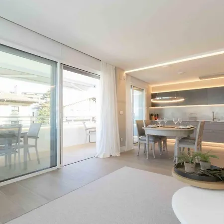 The - Preference Brunet Apartment