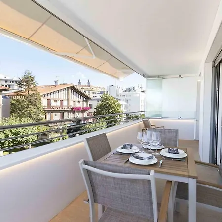 The - Preference Brunet Apartment *