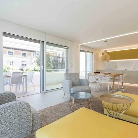 The - Preference Brunet Apartment *