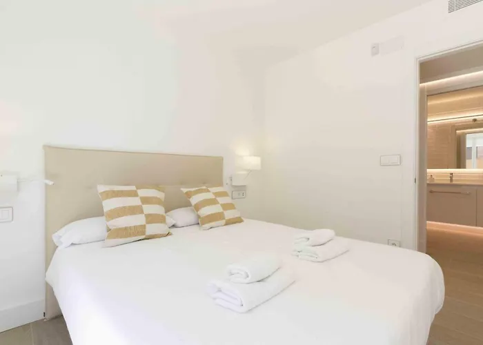 The - Preference Brunet Апартаменты *