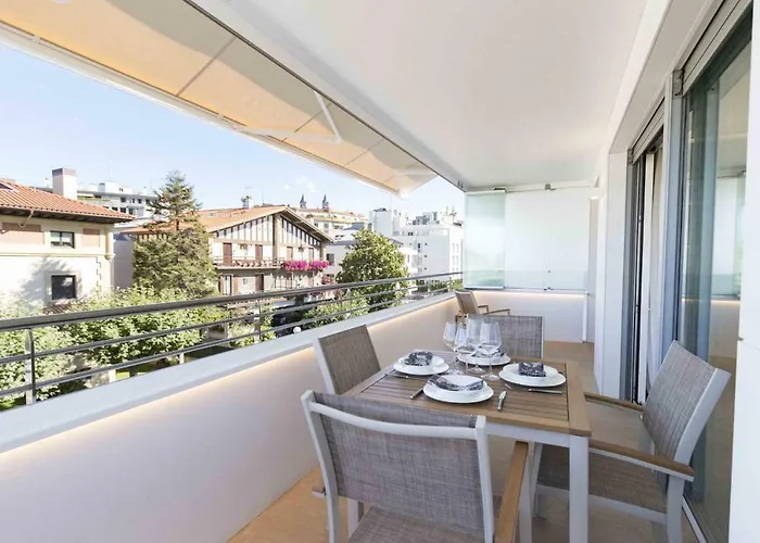 The - Preference Brunet Апартаменты *