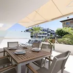 The - Preference Brunet Apartman *